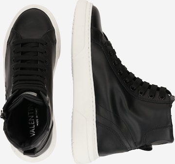 Sneaker înalt de la Valentino Shoes pe negru