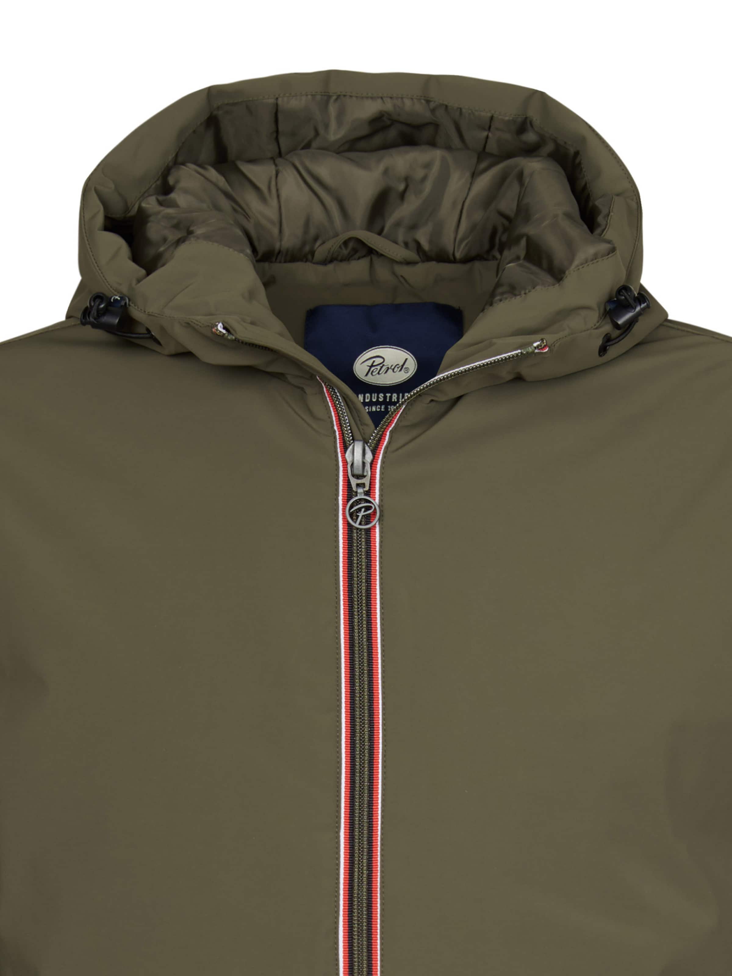 Petrol Industries Φθινοπωρινό και ανοιξιάτικο μπουφάν σε πράσινο
