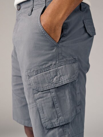 regular Pantaloni cargo di Next in grigio