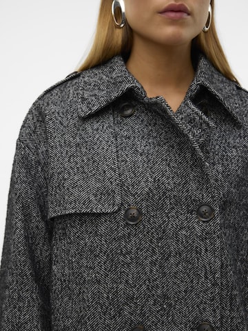 Veste mi-saison VERO MODA en noir