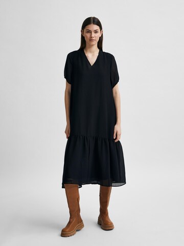 Robe d’été 'Sina' SELECTED FEMME en noir