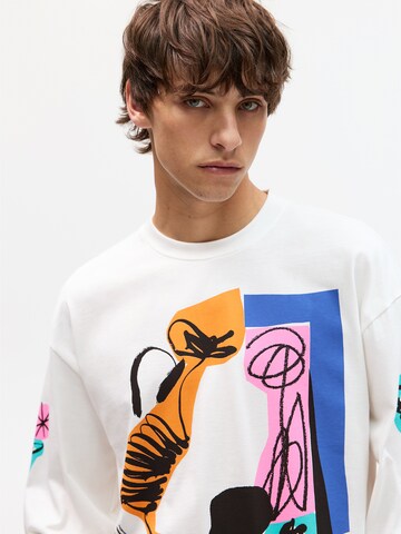 Pull&Bear Shirt 'BRAULIO AMADO' in White
