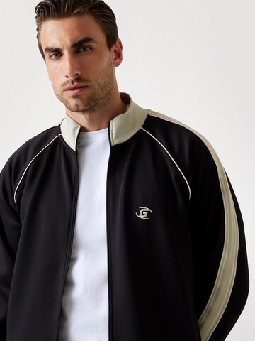 GUESS Zip-Up Hoodie in Black