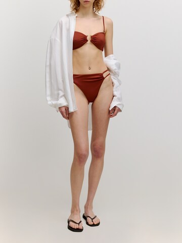 EDITED Bikinibroek 'Charline' in Rood