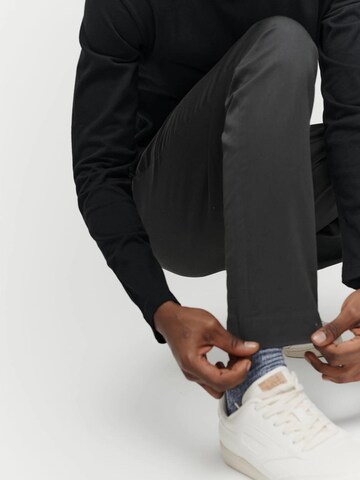 SANVT Regular Chinohose 'The Heavyweight Chino'‌‌‌‌‌‌‌‌ in Grau