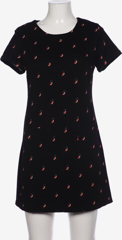 Yumi Dress in M in Black: front