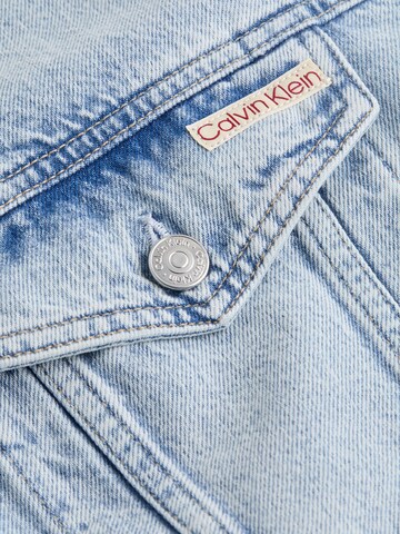 Geacă de primăvară-toamnă de la Calvin Klein Jeans pe albastru