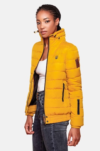 Veste d’hiver 'Poison' MARIKOO en jaune