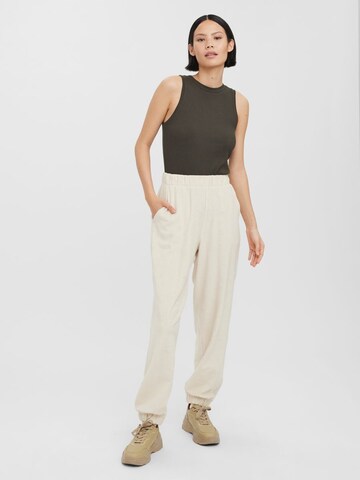 Regular Pantalon VERO MODA en beige