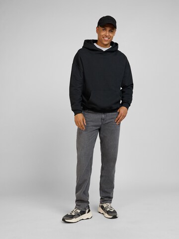 WOTEGA Regular Jeans 'Dream' in Grau