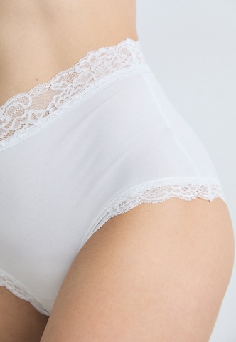 Lindex Hipsterit 'Emelie' värissä beige: sivusta