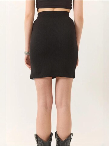 Gonna di Bianco Lucci in nero