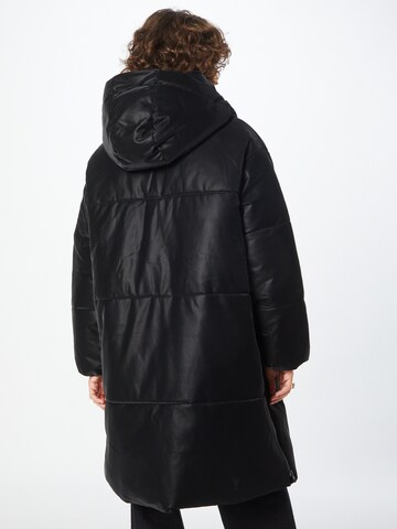 Manteau d’hiver Calvin Klein Jeans en noir