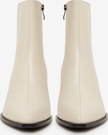 CESARE GASPARI Stiefelette in Beige