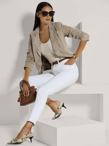 MADELEINE Blazer in Beige