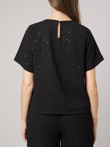 Deeluxe Shirt‌‌‌‌‌‌‌ in Schwarz