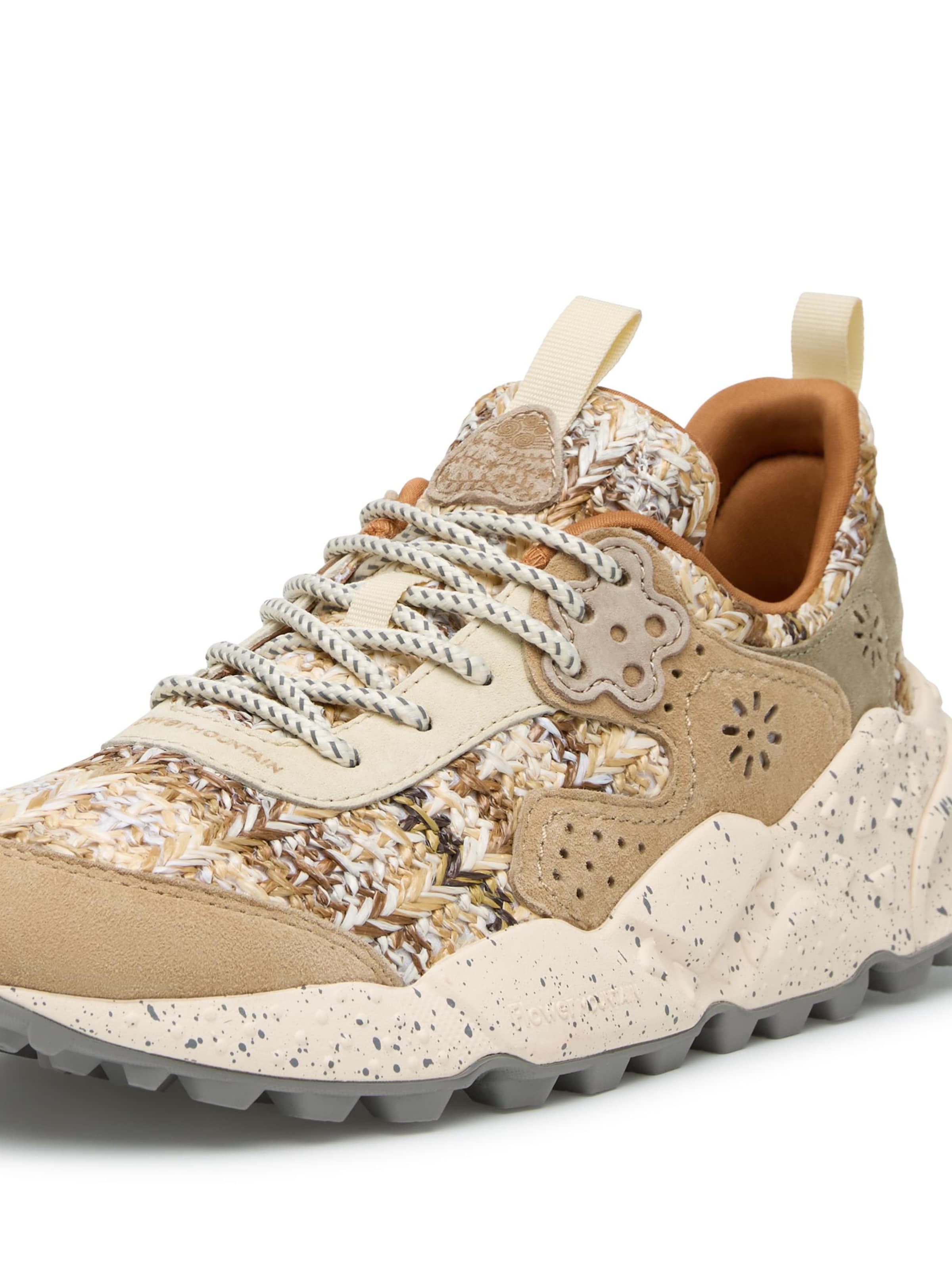 Flower Mountain Platform trainers 'KOTETSU UNI' in Beige: front