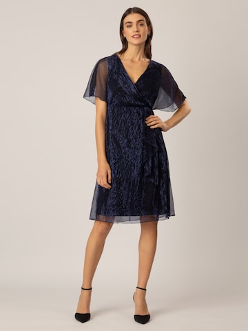 Robe de cocktail APART en bleu