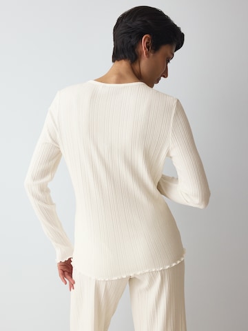 TRIUMPH Knit cardigan ' Red Label Versatile Rib ' in White