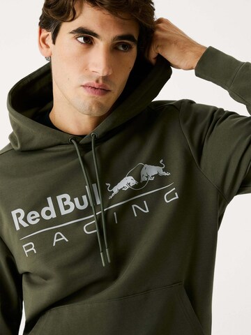 Red Bull Racing x Pepe Jeans Sweatshirt 'Team' in Groen