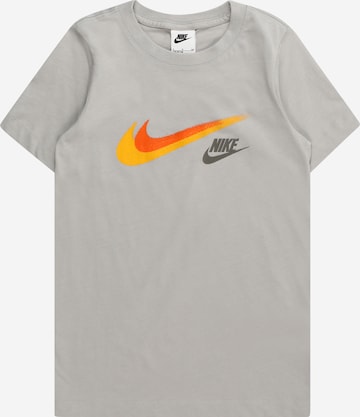 Nike Sportswear T-Shirt in Grau: predná strana