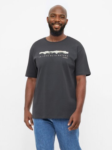 NIKIN Shirt 'TreeShirt Mountain Panorama' in Grijs: voorkant