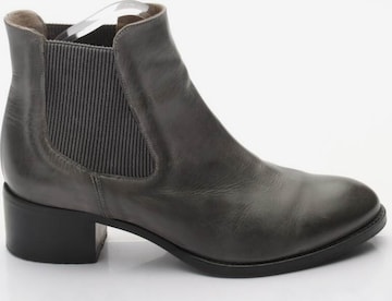 Konstantin Starke Dress Boots in 37 in Grey: front