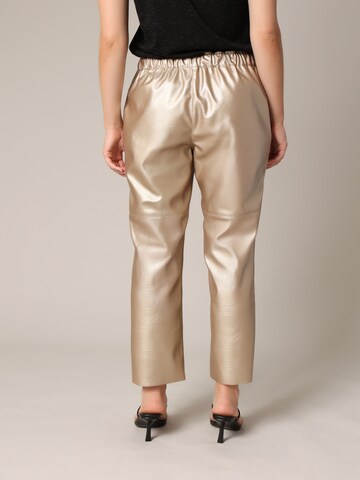 Regular Pantalon 'Sajama' Deeluxe en or