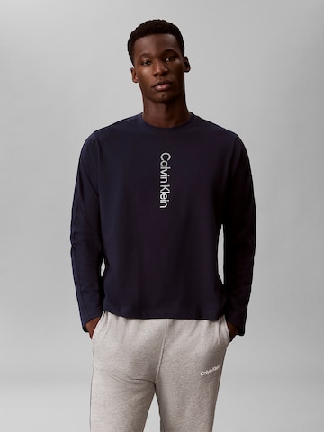 T-Shirt Calvin Klein en bleu : devant