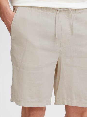 regular Pantaloni chino 'Aurelius' di !Solid in beige