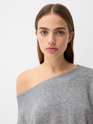 Felpa di Bershka in grigio