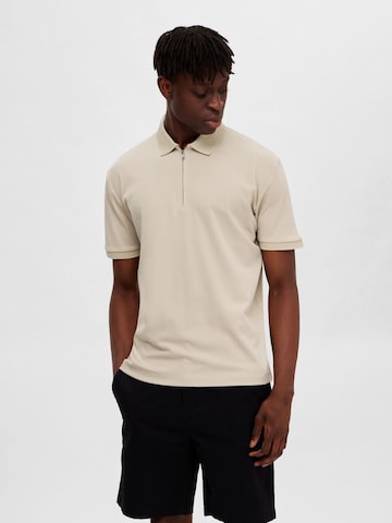 T-Shirt 'Fave' SELECTED HOMME en beige : devant