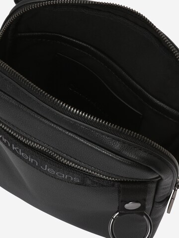 Calvin Klein Jeans Crossbody Bag in Black