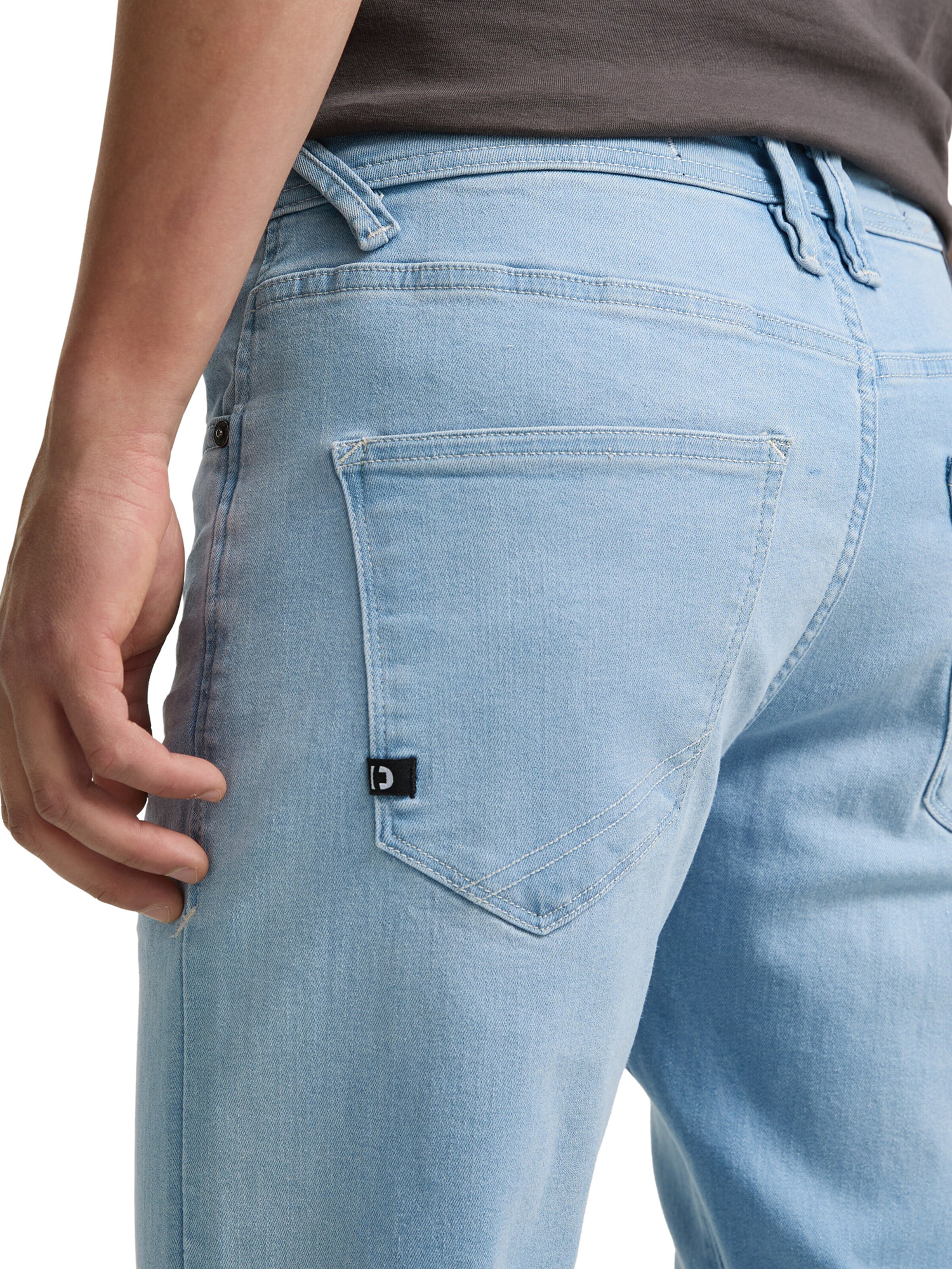 TOM TAILOR DENIM Tapered Jeans 'Bryden' in Blue