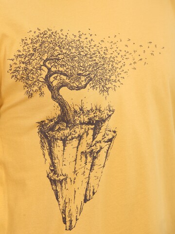 Life-Tree Shirt 'Maple Island' in Gelb