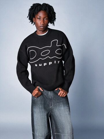 Bershka Sweter w kolorze czarny: przód