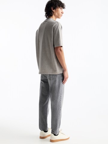 Pull&Bear Regular Jeans in Grey