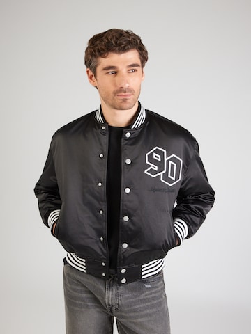 JACK & JONES Välikausitakki 'JORMEADOWS' värissä musta: etupuoli