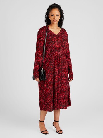 Robe 'SCARLETT' ONLY Carmakoma en rouge