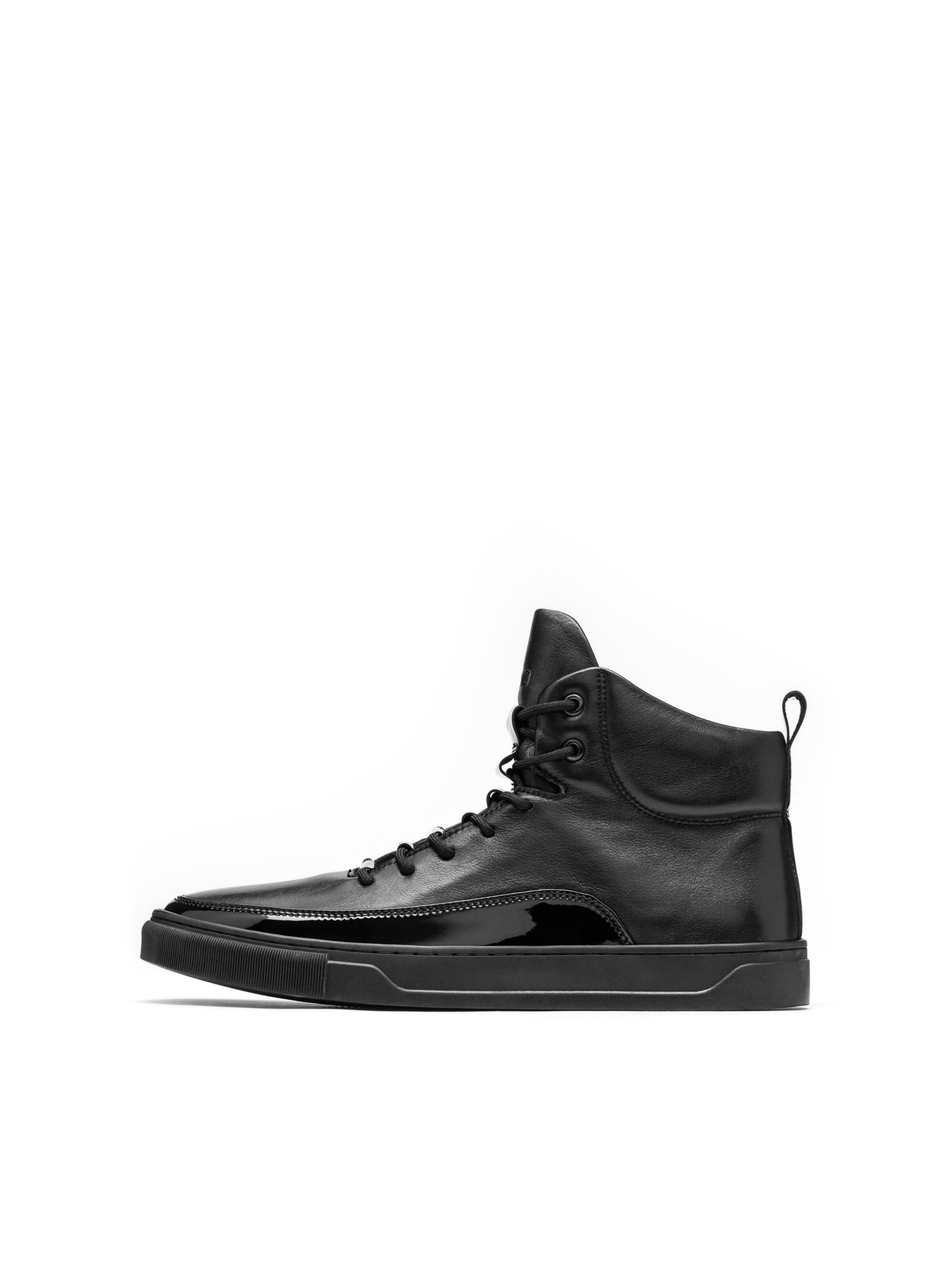 Sneaker alta di Kazar in nero: frontale