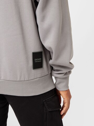 TOM TAILOR DENIM Sweatshirt in Grey