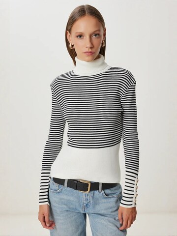 Pullover 'Pullover' di Happiness İstanbul in colori misti: frontale