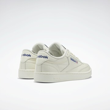 Sneaker bassa 'Club C 85' di Reebok in bianco