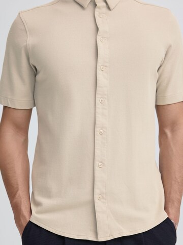 Coupe slim Chemise ' CFFolke ' Casual Friday en beige