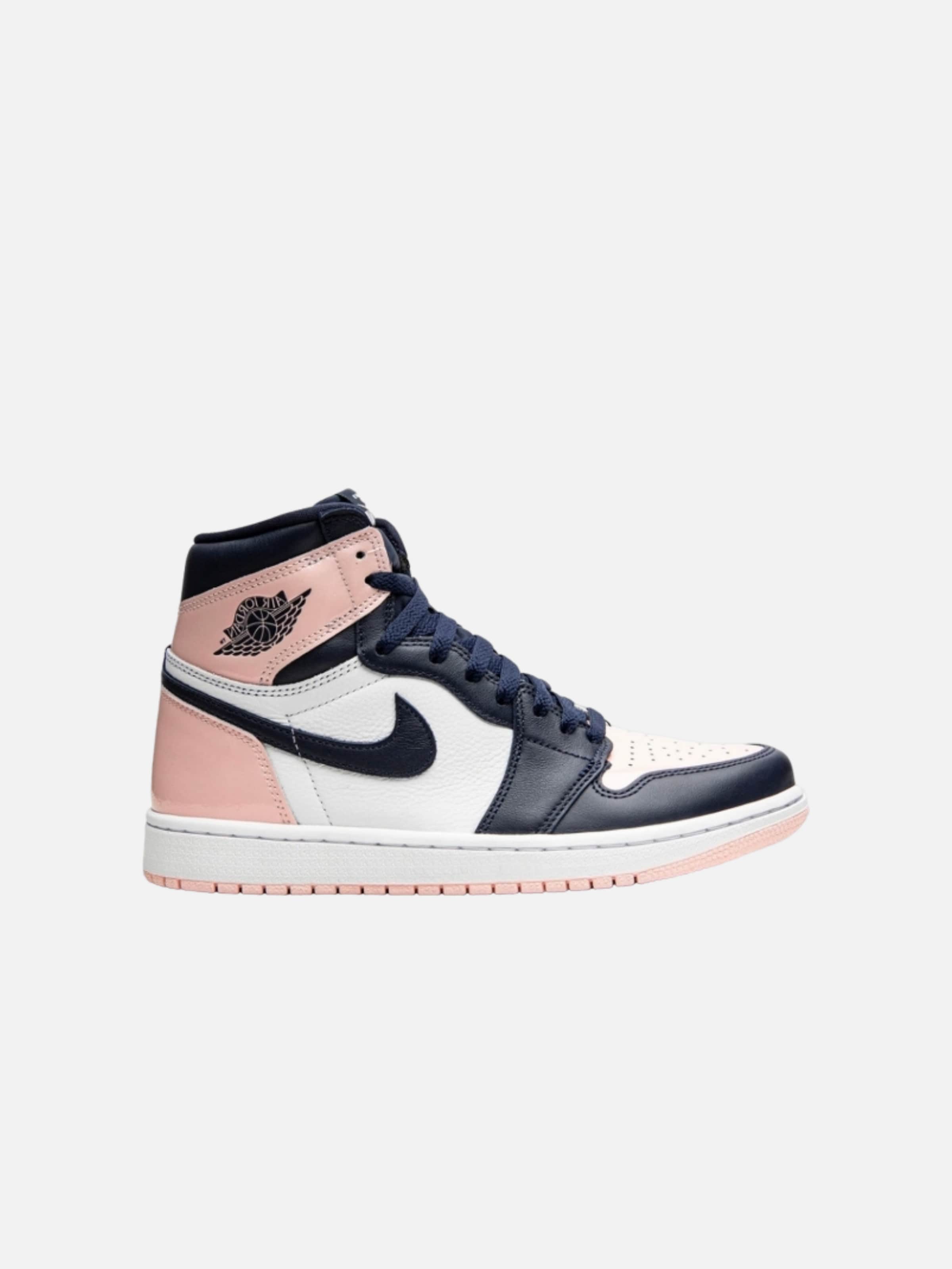 Baskets hautes 'Air 1 Retro High OG Atmosphere' Jordan en bleu : devant