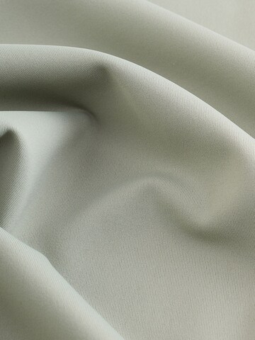 self. Тениска в зелено