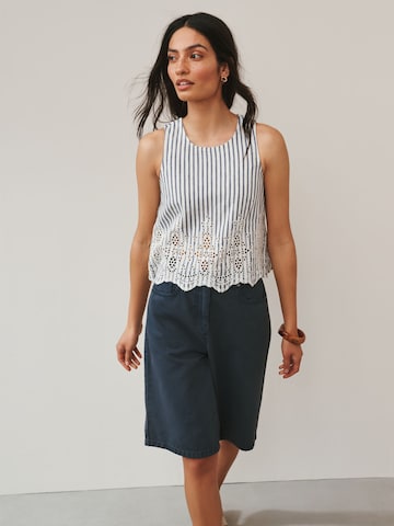 Next Loosefit Shorts in Blau: Vorderseite