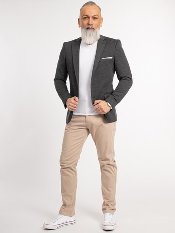 Indumentum Regular Chino Pants in Beige