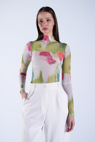 Trend Alaçatı Stili - Camiseta en verde: frente