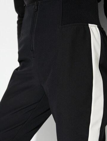 Koton Regular Hose in Schwarz